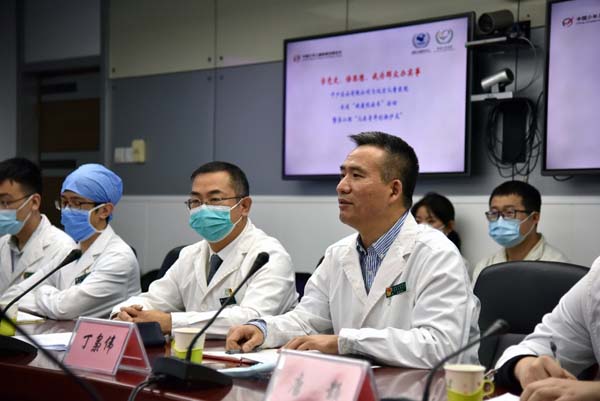 图片12.jpg 图片12.jpg