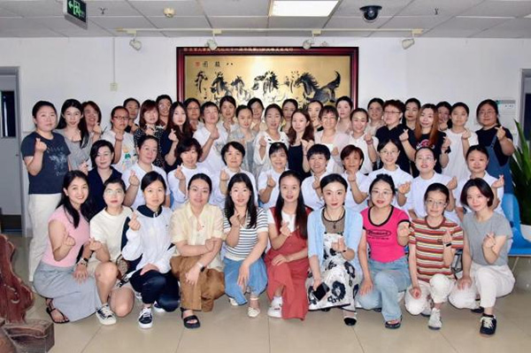 图片24.jpg 图片24.jpg