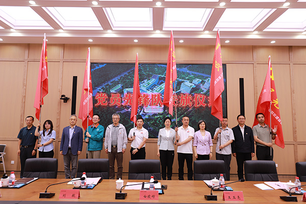 图片41.jpg 图片41.jpg