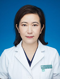 张曼